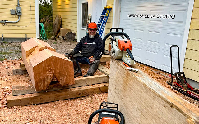 Gerry Sheena working outside the Gerry Sheena Studio at Friends United